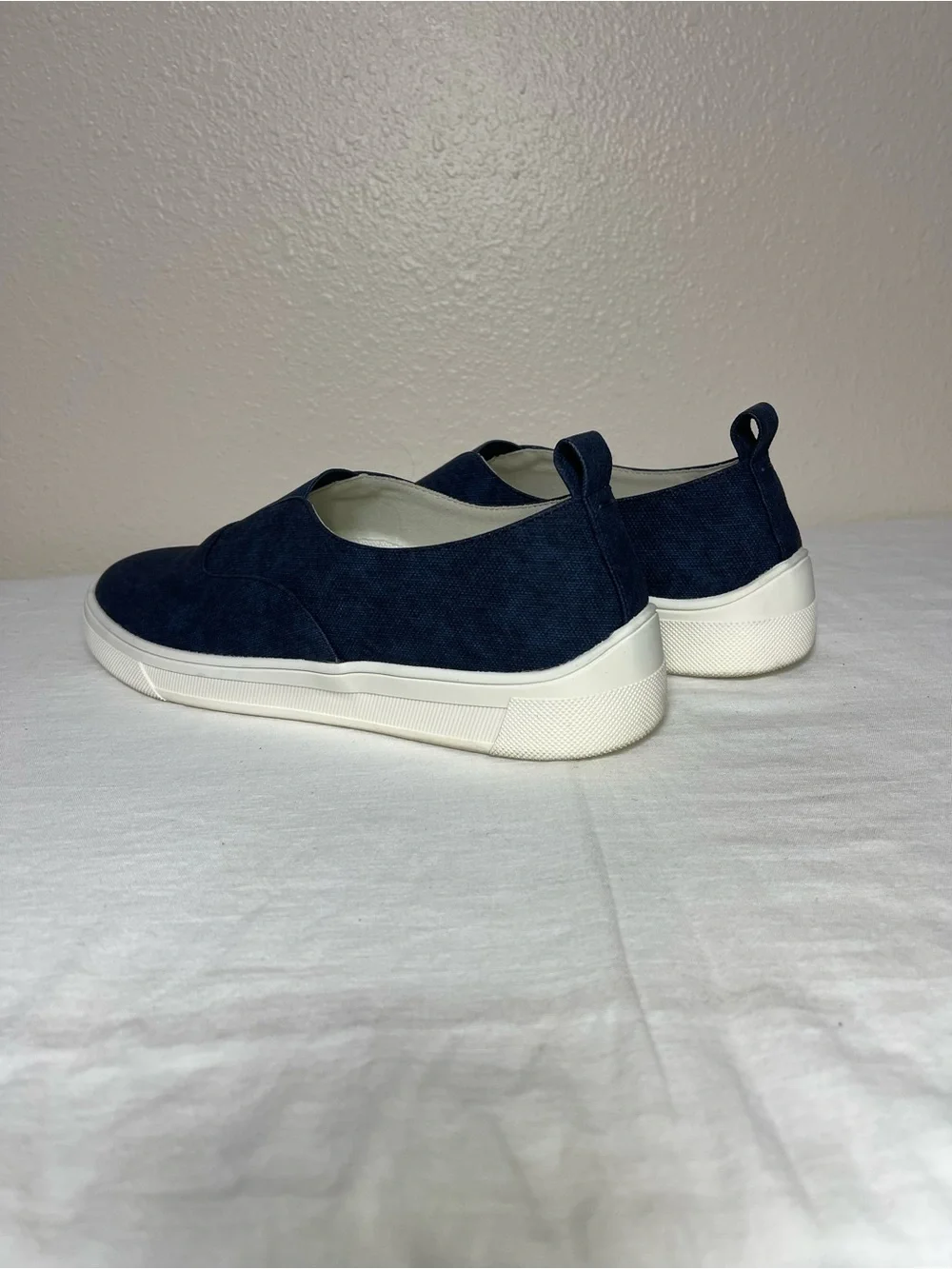 Kensie Women’s Salia Slip-On size 9 Navy Blue - Picture 9 of 9